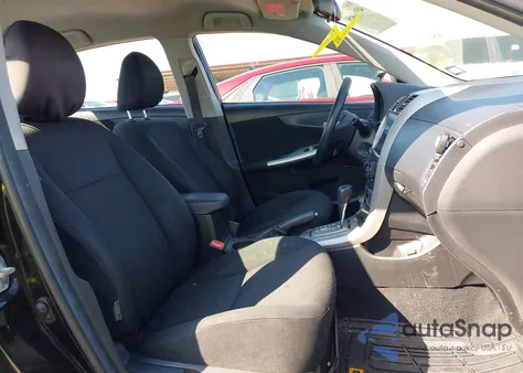 2010 Toyota Corolla S из США, поврежденный, VIN 1NXBU4EEXAZ319372